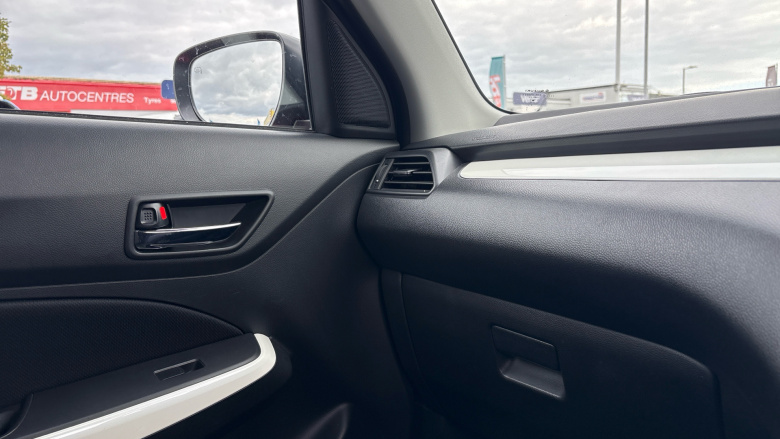 Suzuki Swift 1.0 Boosterjet SZ5 5dr Auto Petrol Hatchback